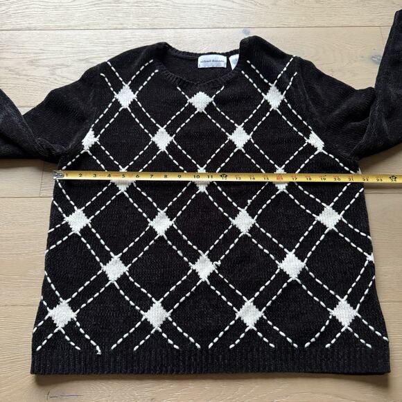 90s Black White Womens Argyle Sweater Large Alfred Dunner Preppy Whimseygoth - Picture 6 of 6